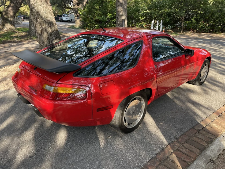 1987 Porsche 928 S4 - Image 7 of 31