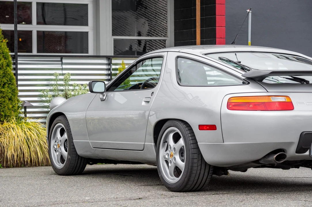 1987 Porsche 928 S4 - Image 25 of 31