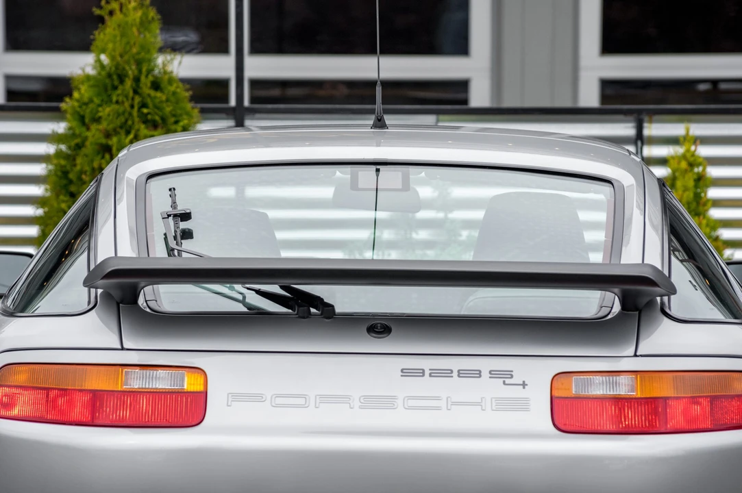 1987 Porsche 928 S4 - Image 30 of 31