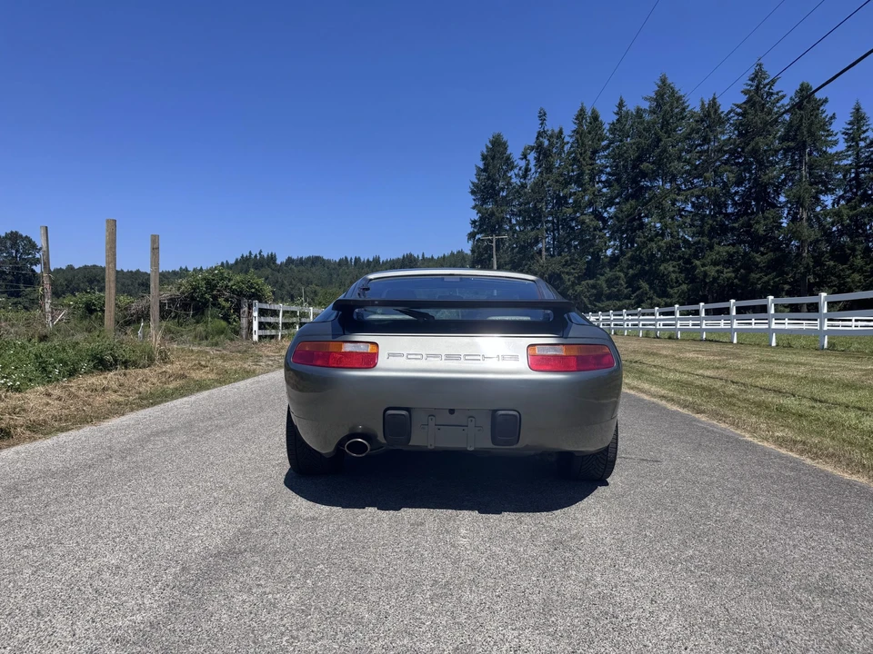 1987 Porsche 928 S4 - Image 18 of 31