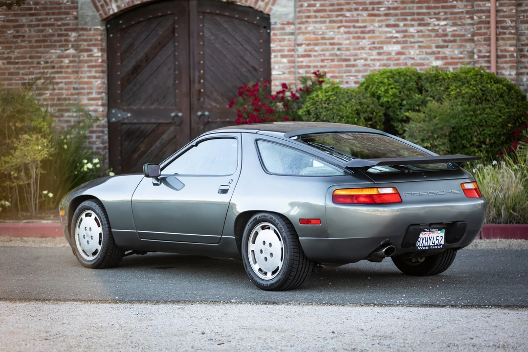 1987 Porsche 928 S4 - Image 14 of 31