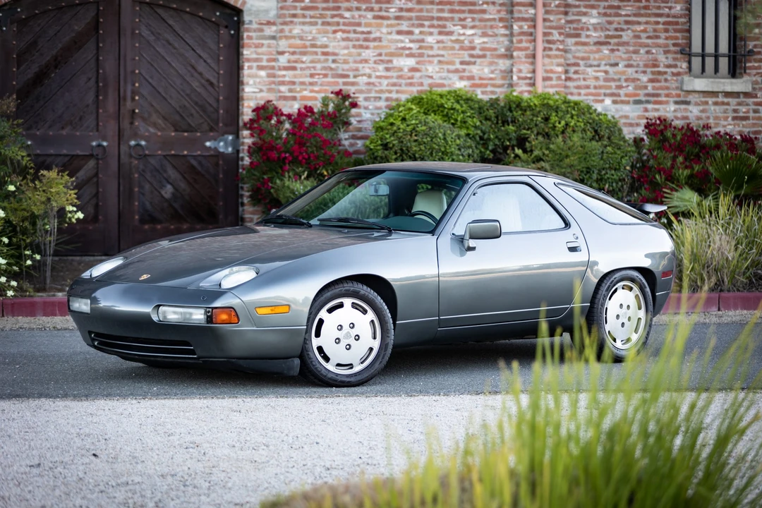 1987 Porsche 928 S4 - Image 6 of 31