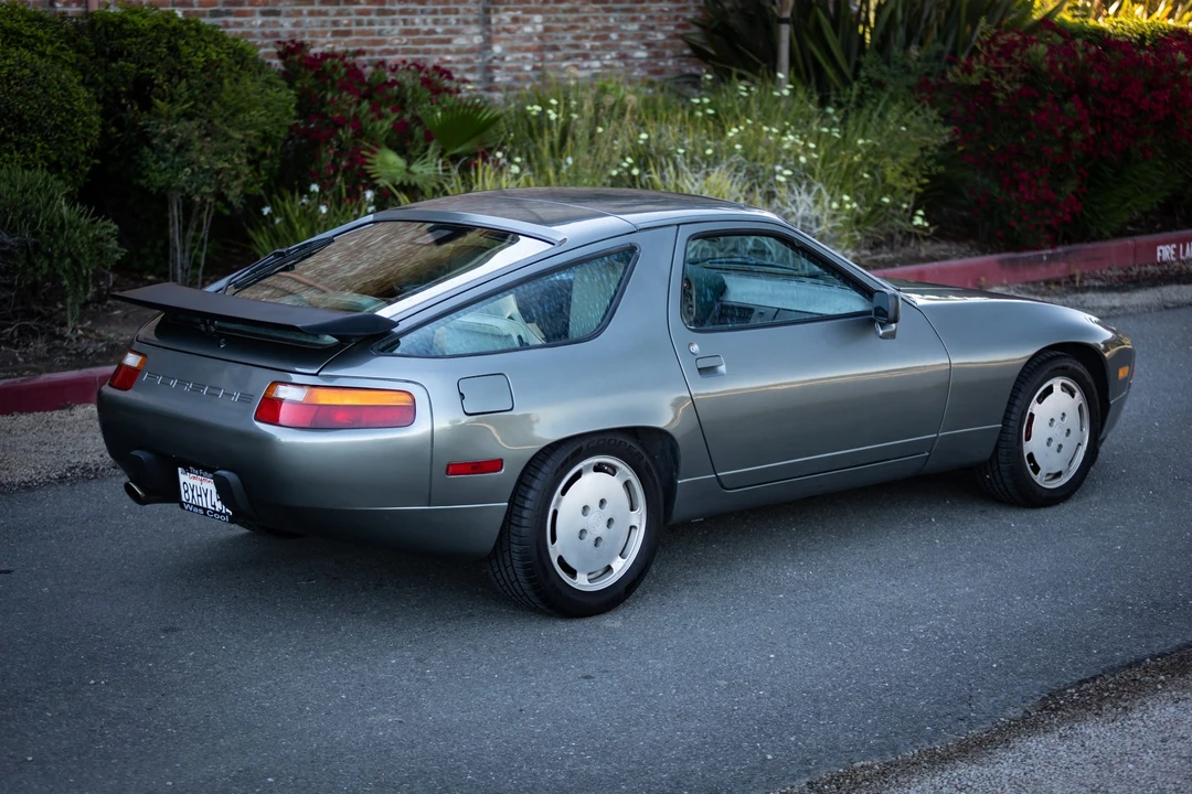 1987 Porsche 928 S4 - Image 22 of 31