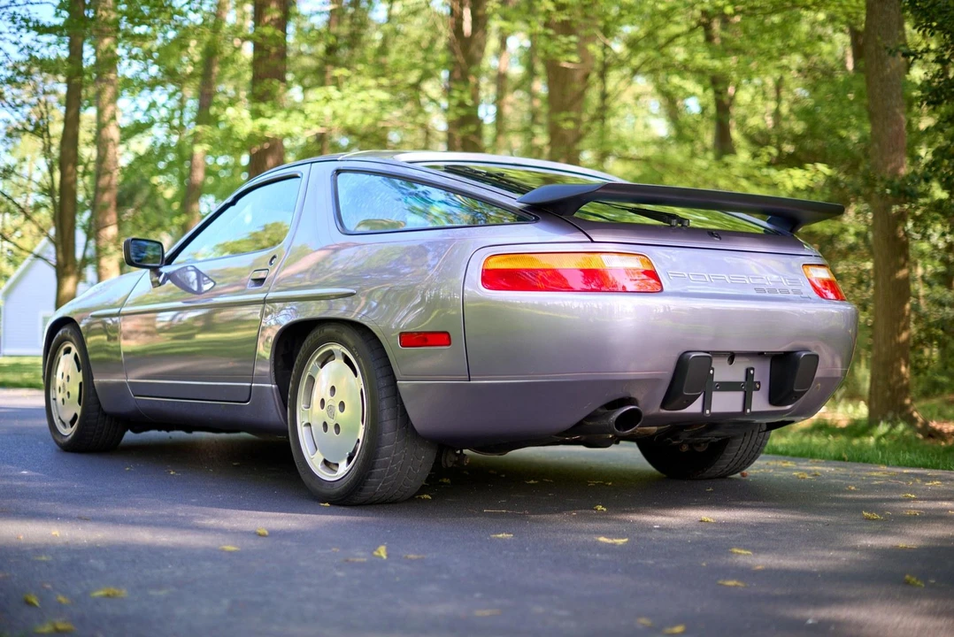 1987 Porsche 928 S4 - Image 18 of 31