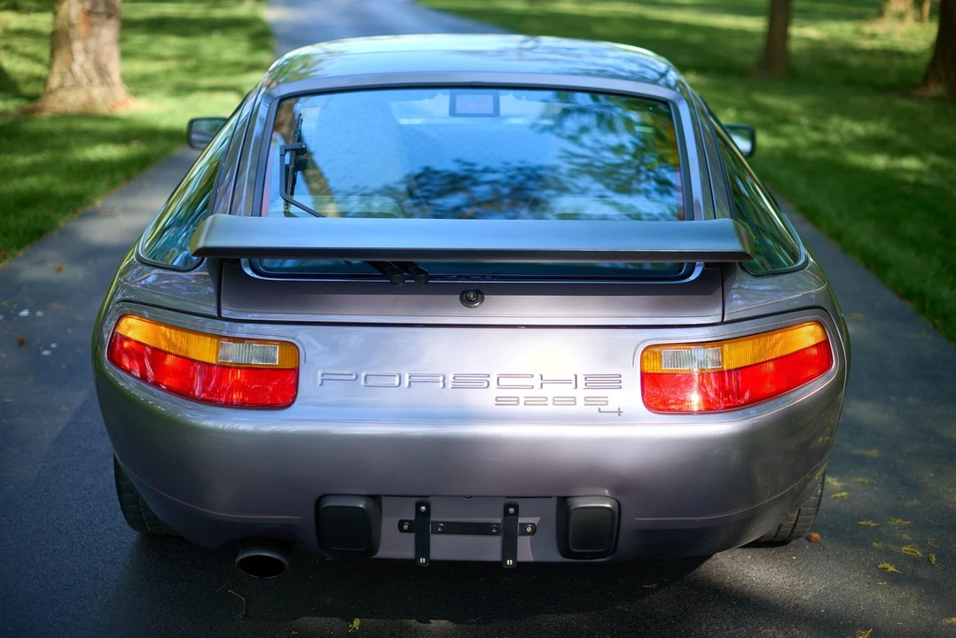 1987 Porsche 928 S4 - Image 30 of 31