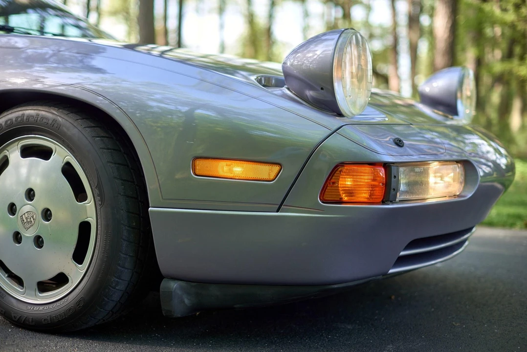 1987 Porsche 928 S4 - Image 25 of 31