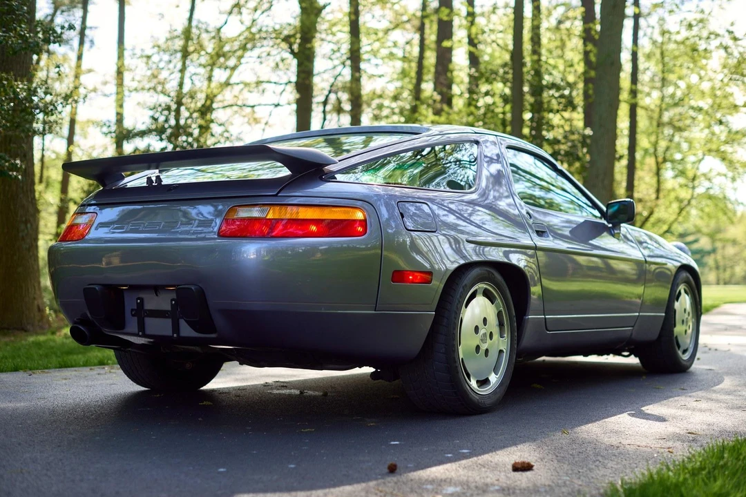 1987 Porsche 928 S4 - Image 12 of 31