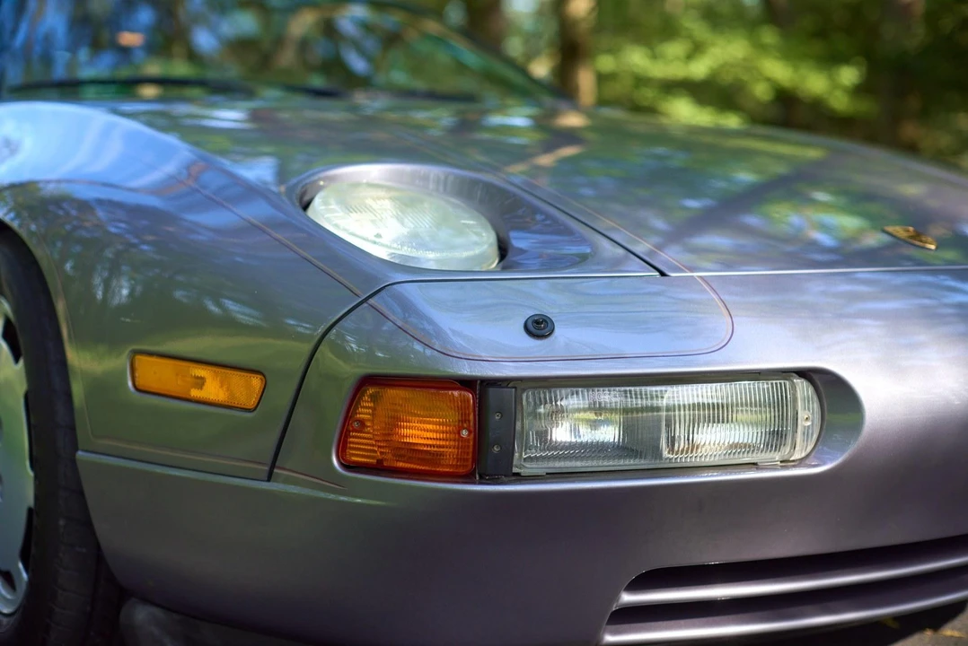 1987 Porsche 928 S4 - Image 28 of 31