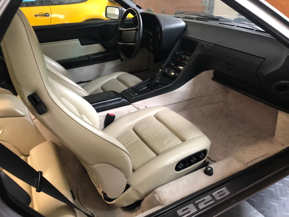 1987 Porsche 928 S4 - Image 23 of 31