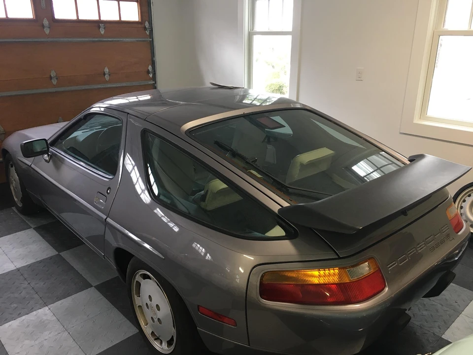 1987 Porsche 928 S4 - Image 8 of 31