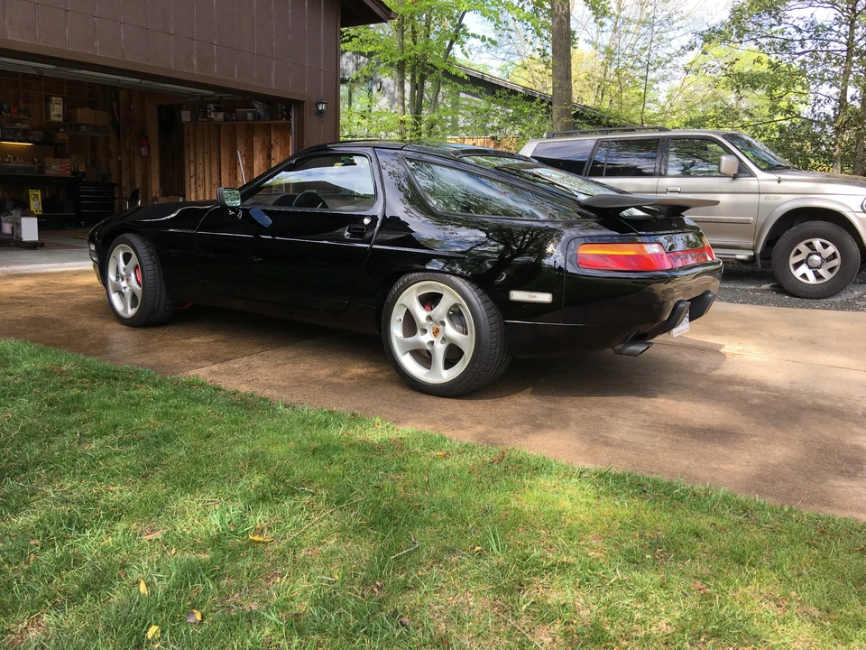1987 Porsche 928 S4 - Image 7 of 31