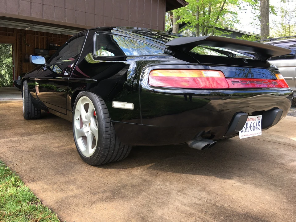 1987 Porsche 928 S4 - Image 9 of 31
