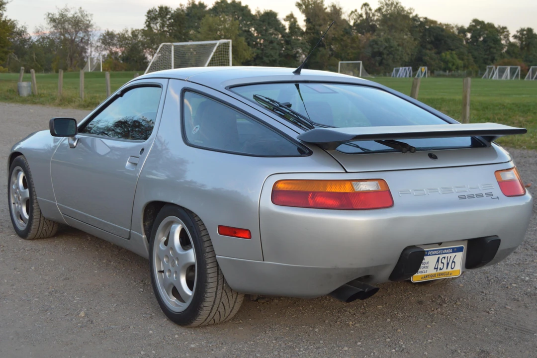 1987 Porsche 928 S4 - Image 4 of 5