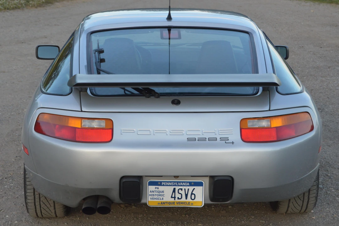 1987 Porsche 928 S4 - Image 5 of 5