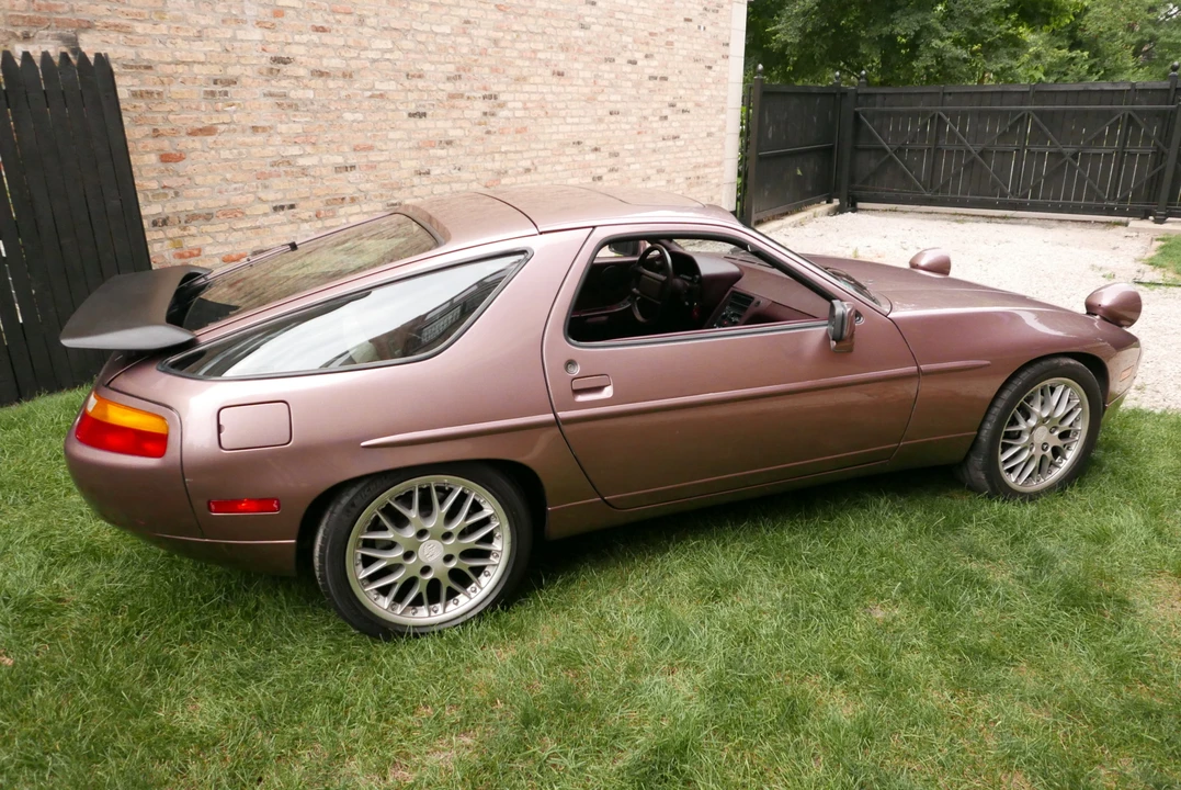 1987 Porsche 928 S4 - Image 14 of 31