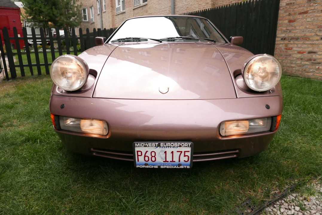 1987 Porsche 928 S4 - Image 16 of 31