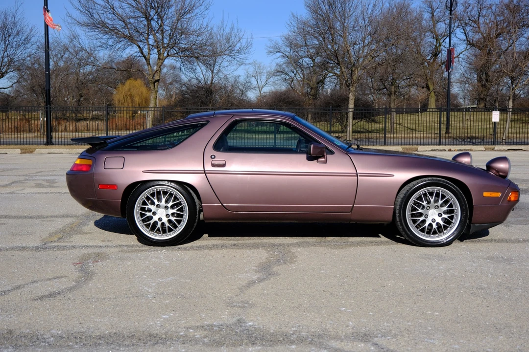 1987 Porsche 928 S4 - Image 7 of 31