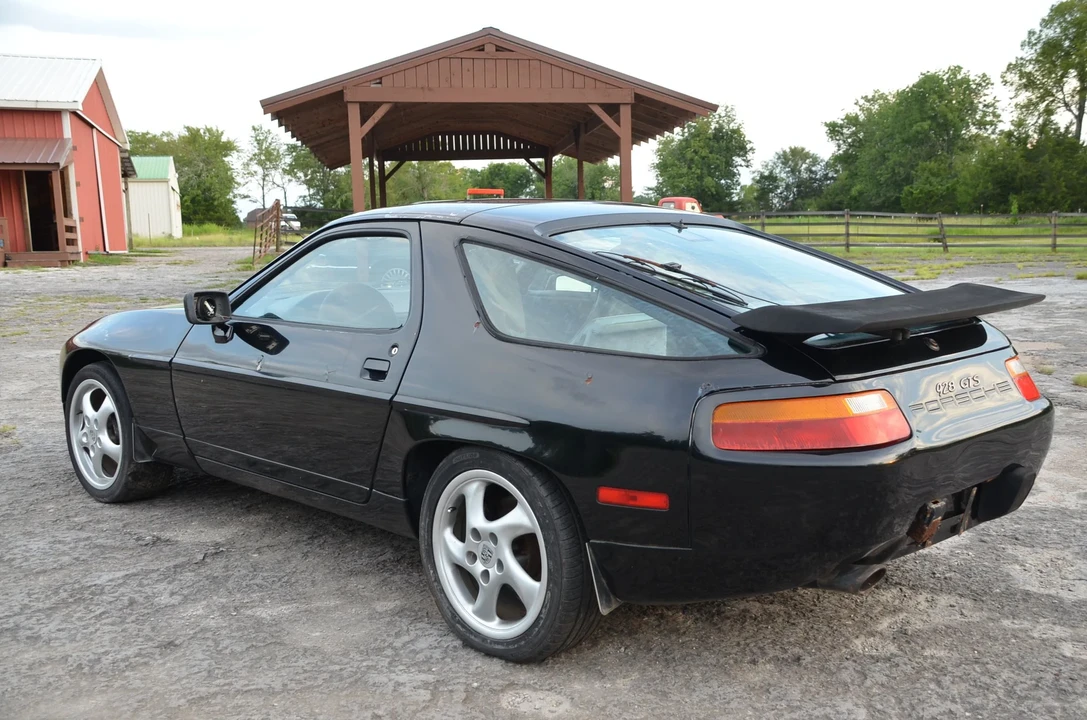 1987 Porsche 928 S4 - Image 13 of 31