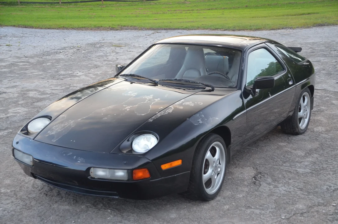 1987 Porsche 928 S4 - Image 17 of 31