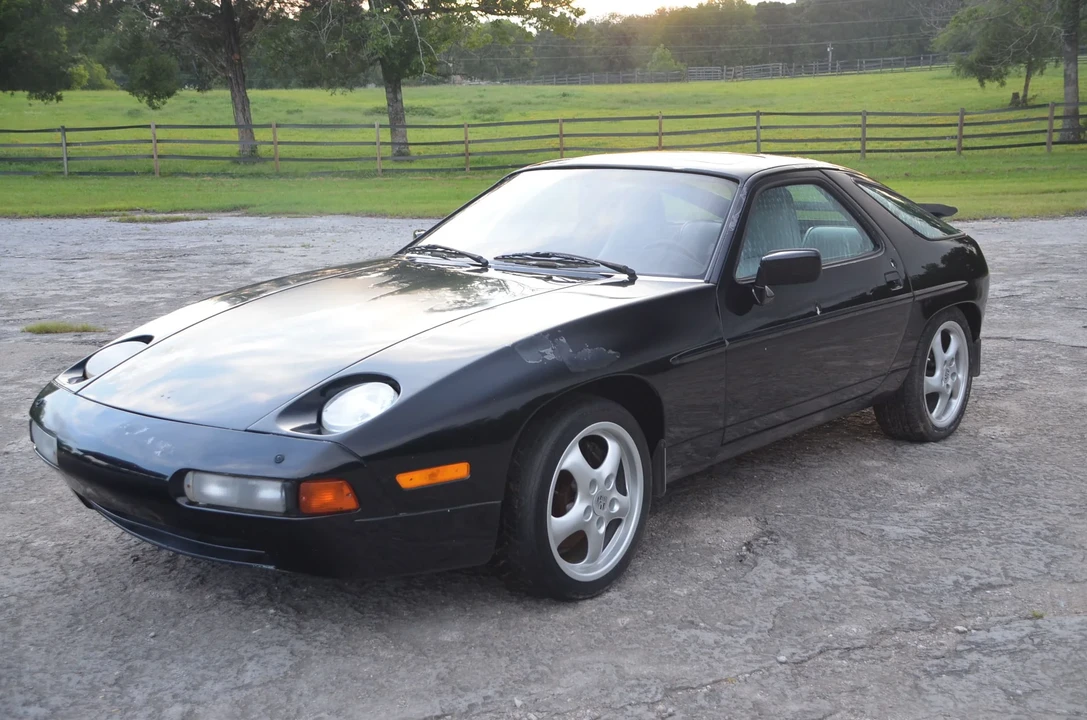 1987 Porsche 928 S4 - Image 15 of 31