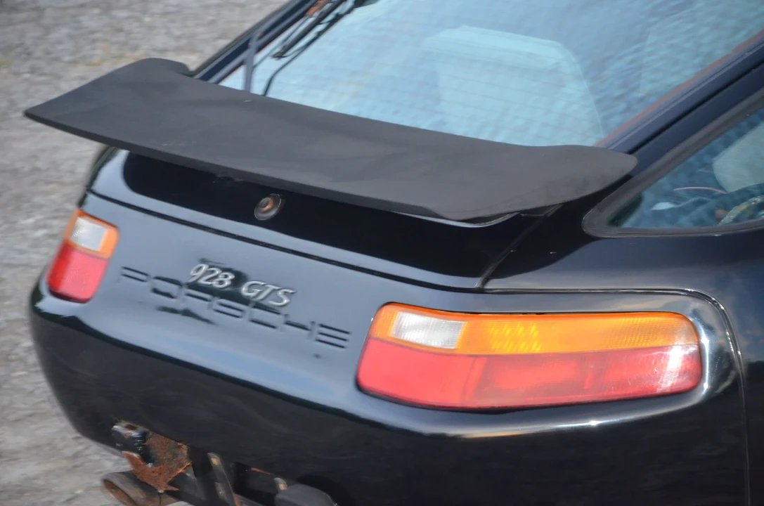1987 Porsche 928 S4 - Image 24 of 31