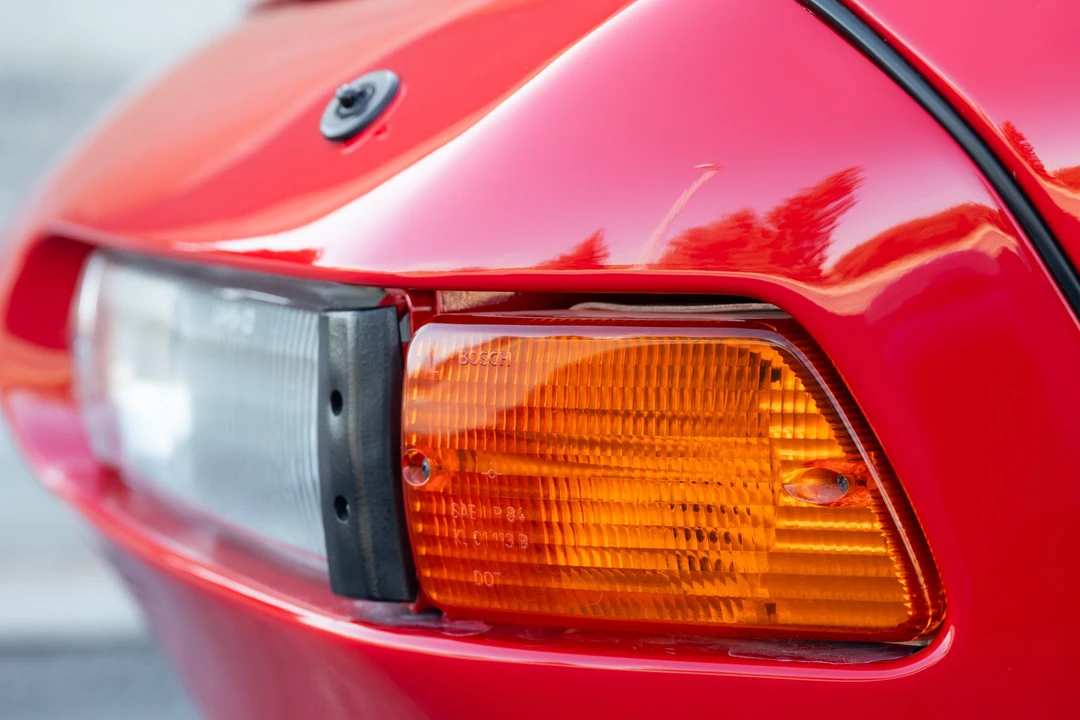 1987 Porsche 928 S4 - Image 30 of 31