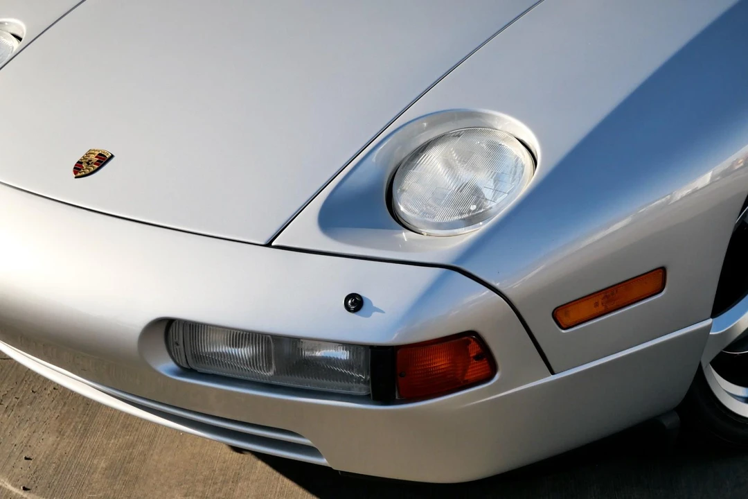 1987 Porsche 928 S4 - Image 15 of 31