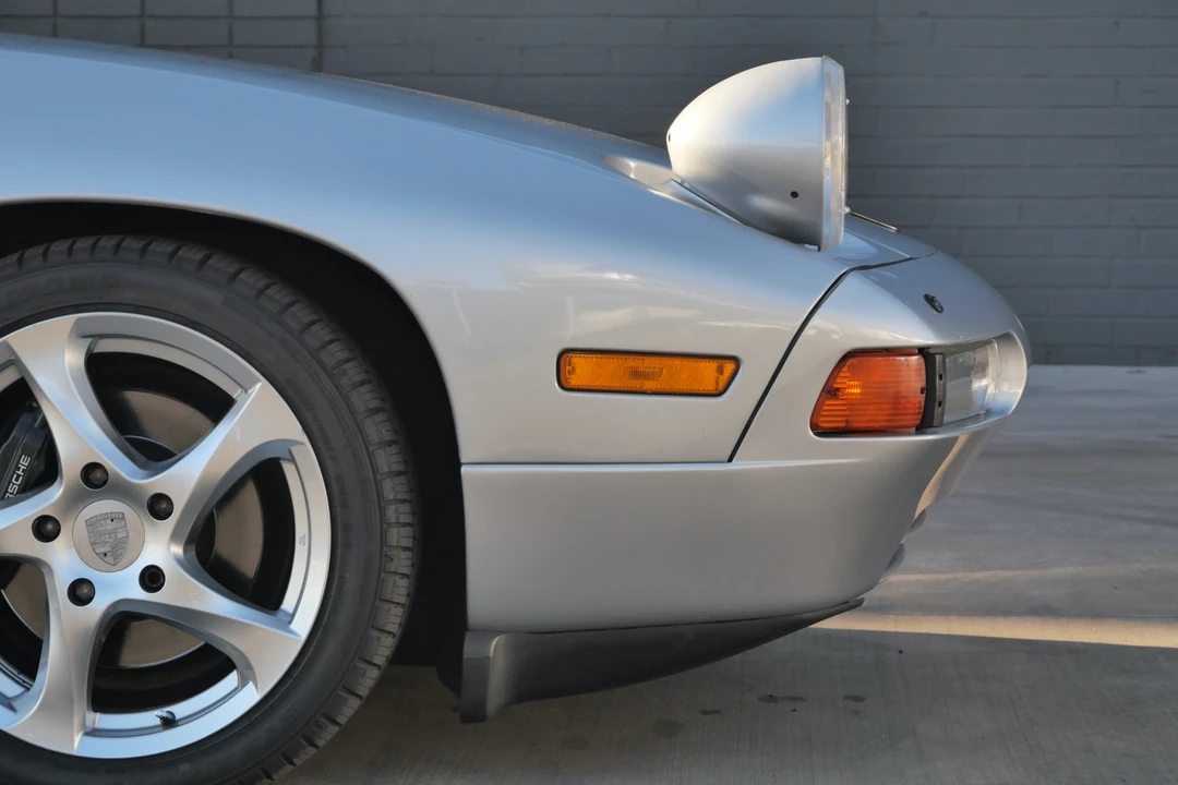 1987 Porsche 928 S4 - Image 24 of 31