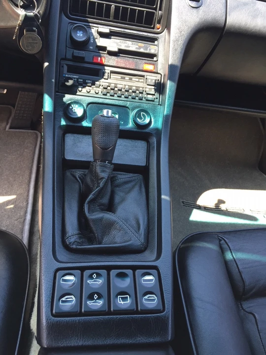 1987 Porsche 928 S4 - Image 25 of 31