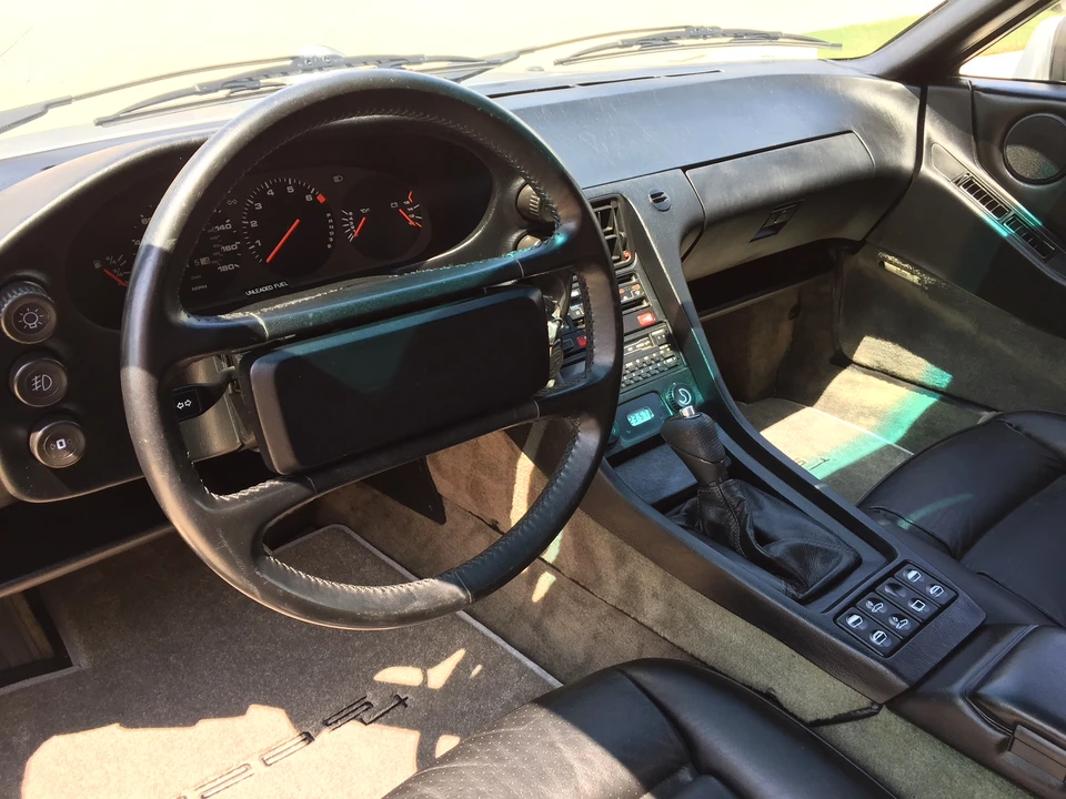 1987 Porsche 928 S4 - Image 14 of 31