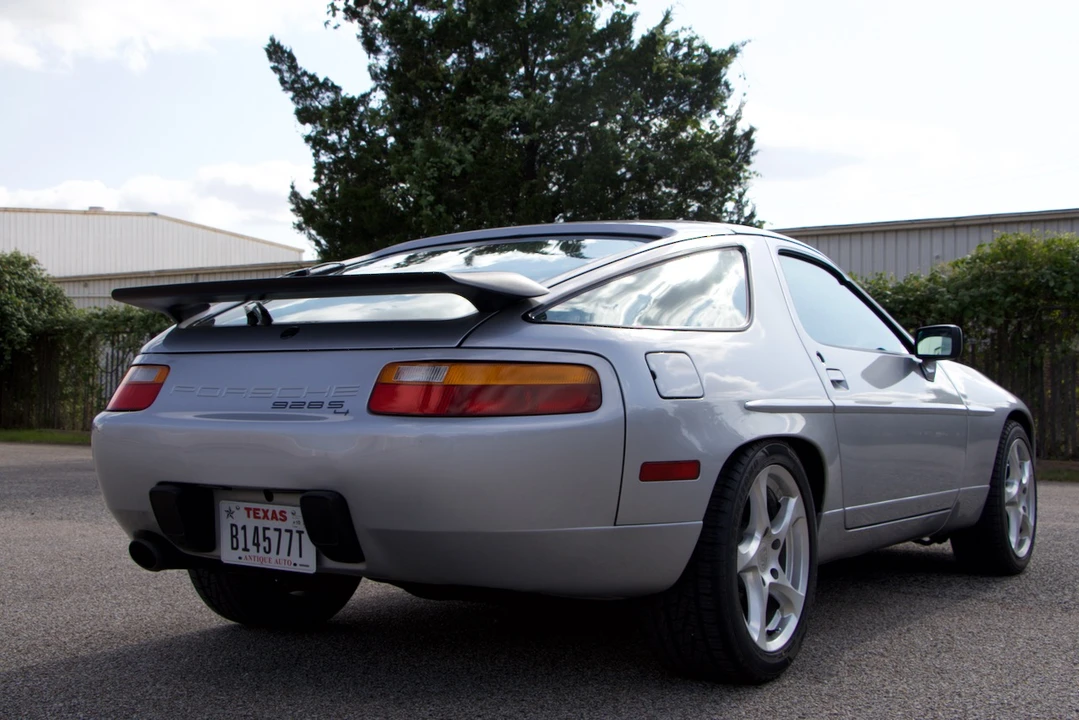 1987 Porsche 928 S4 - Image 15 of 31