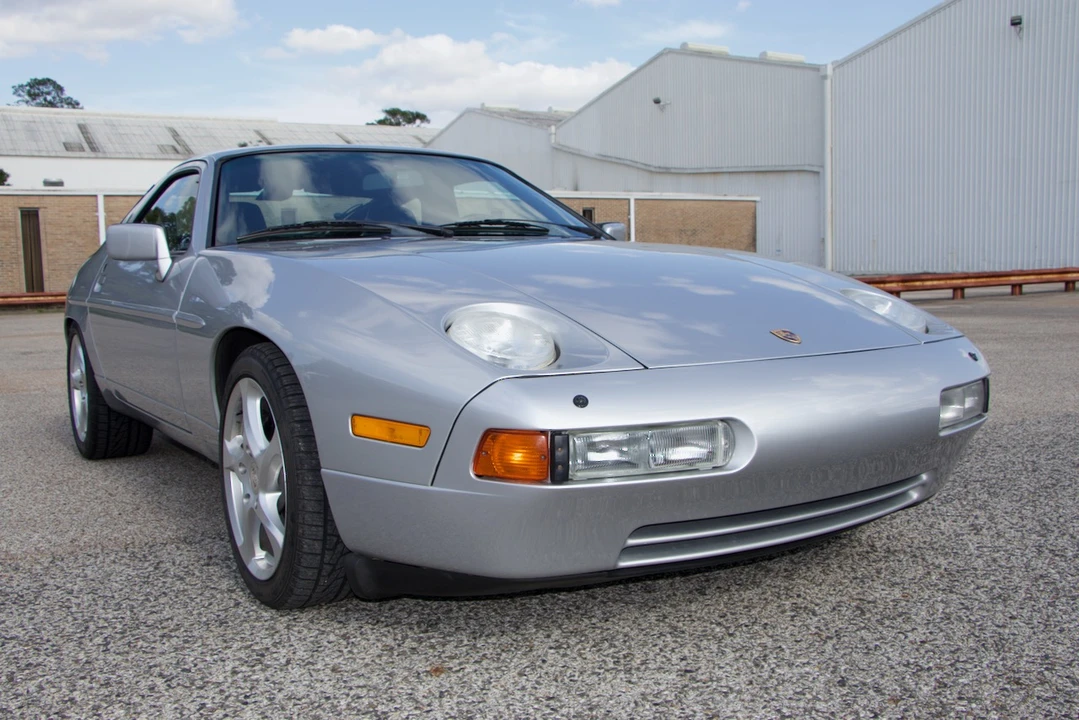 1987 Porsche 928 S4 - Image 9 of 31