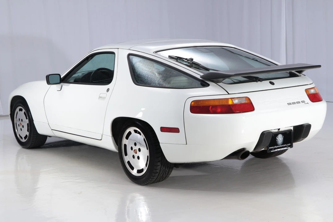 1987 Porsche 928 S4 - Image 3 of 31