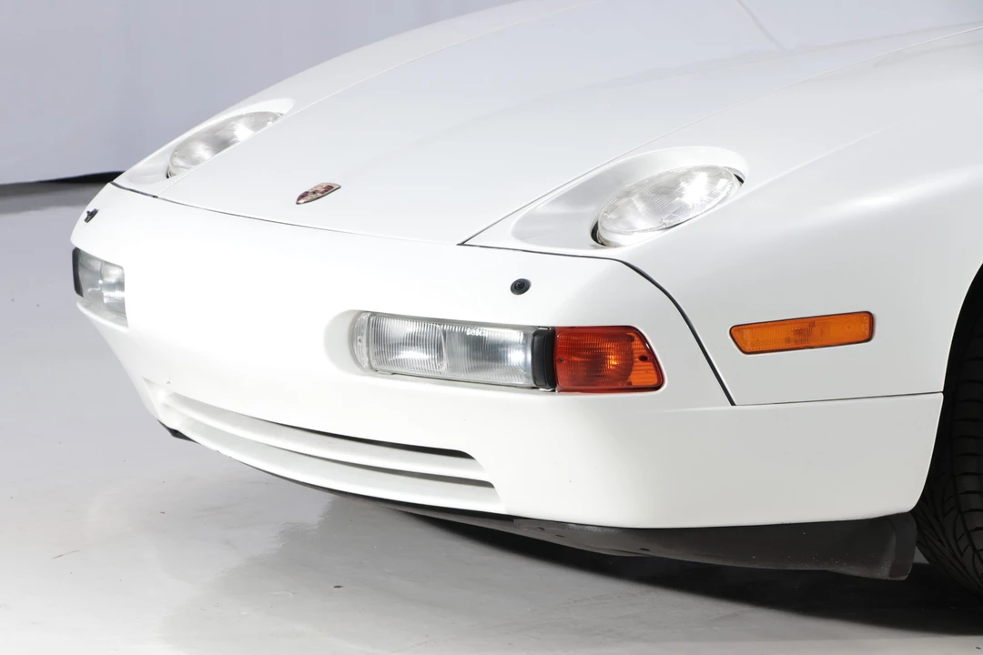 1987 Porsche 928 S4 - Image 15 of 31