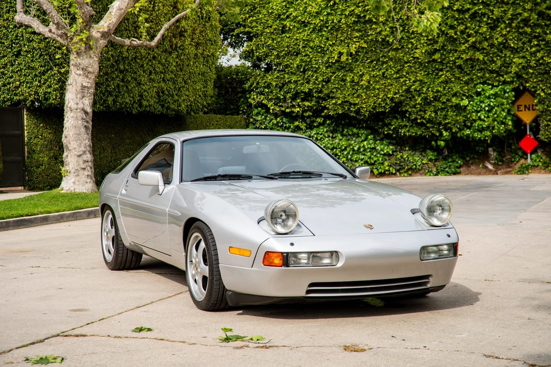 1987 Porsche 928 S4 - Image 5 of 31
