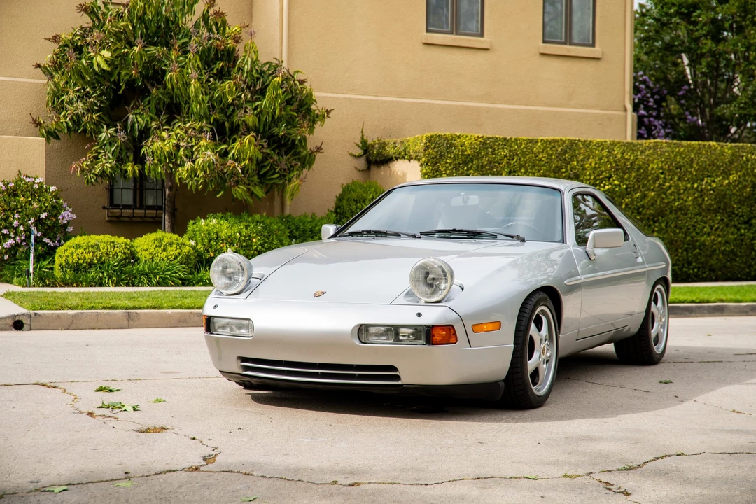 1987 Porsche 928 S4 - Image 7 of 31