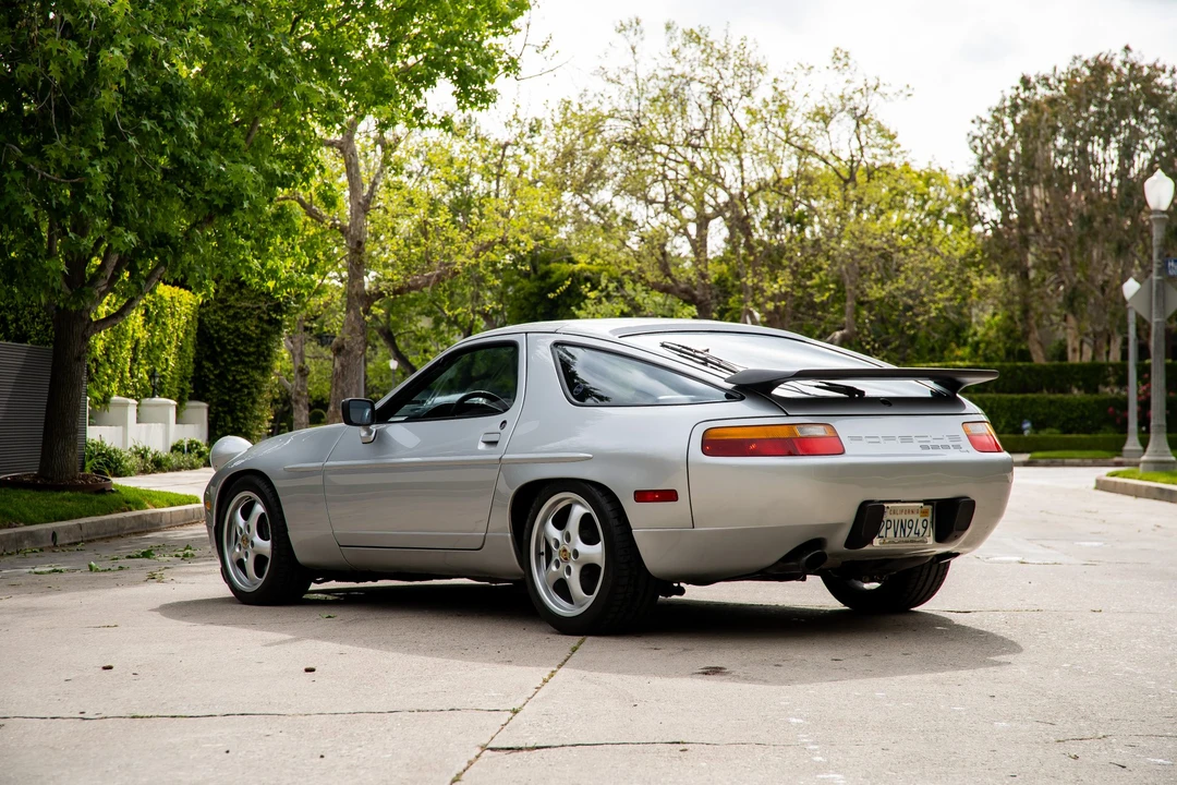 1987 Porsche 928 S4 - Image 13 of 31