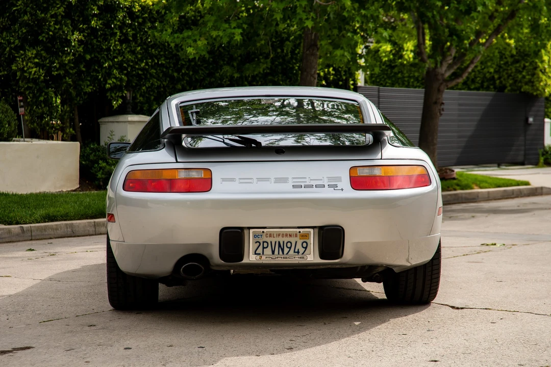 1987 Porsche 928 S4 - Image 15 of 31