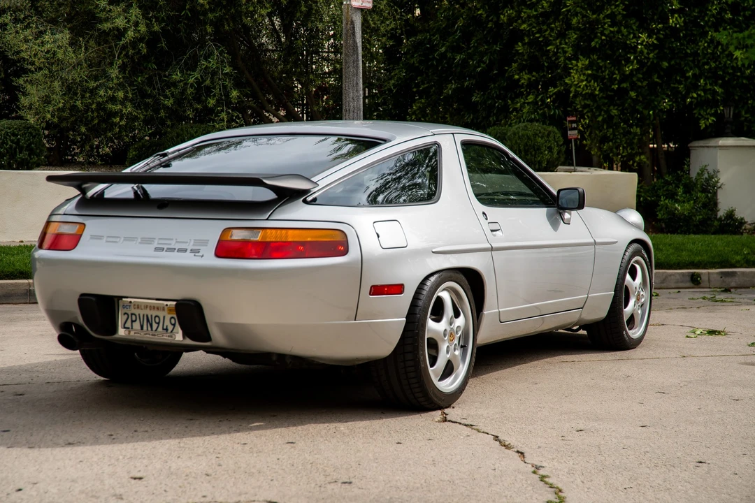 1987 Porsche 928 S4 - Image 17 of 31