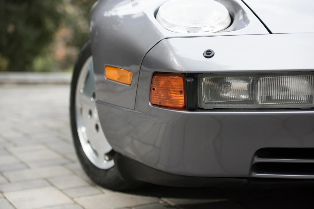 1987 Porsche 928 S4 - Image 19 of 31