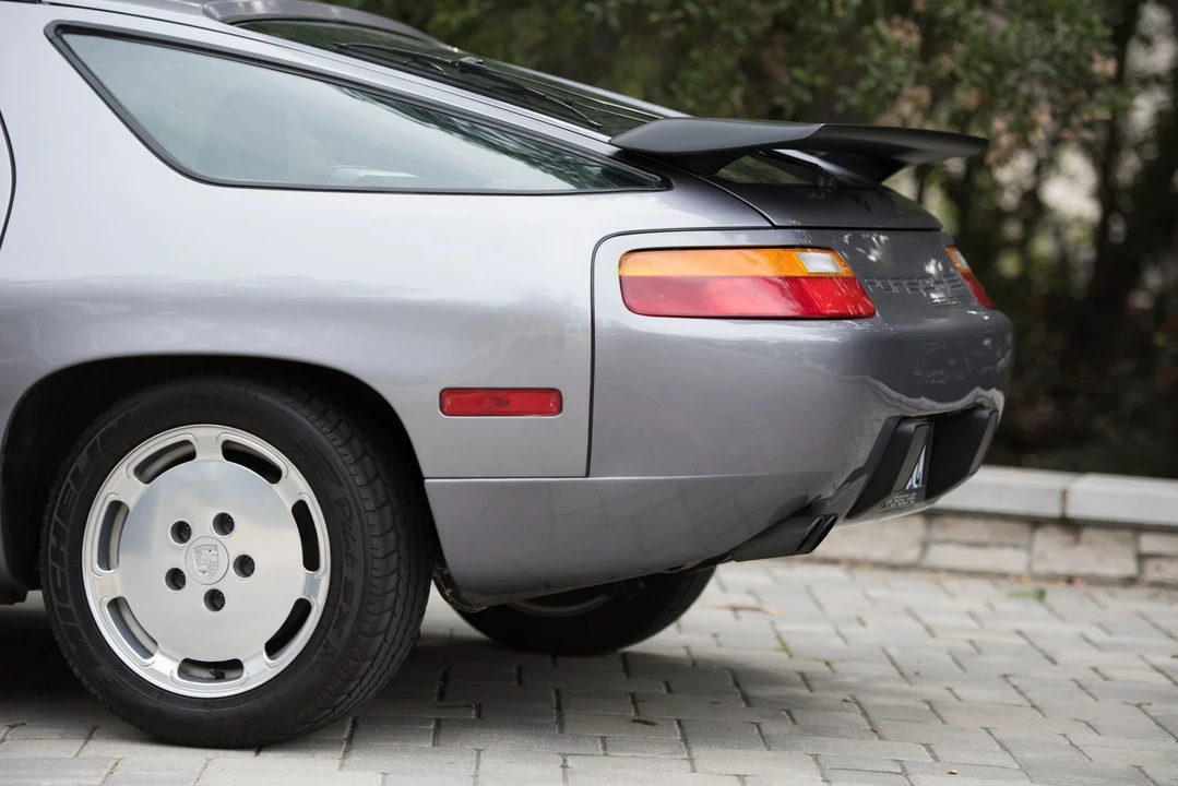 1987 Porsche 928 S4 - Image 21 of 31