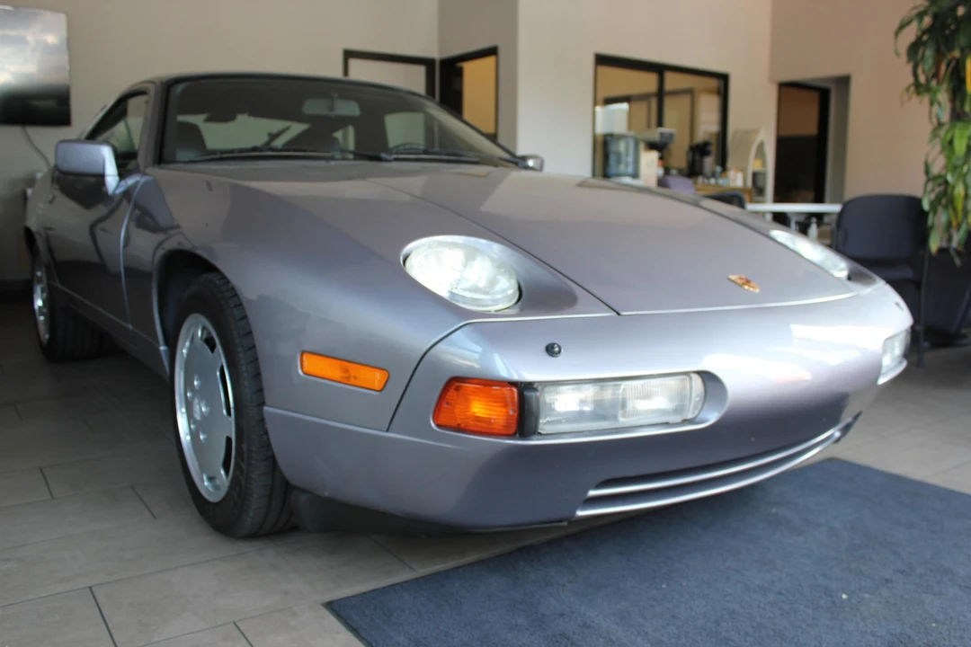 1987 Porsche 928 S4 - Image 5 of 31