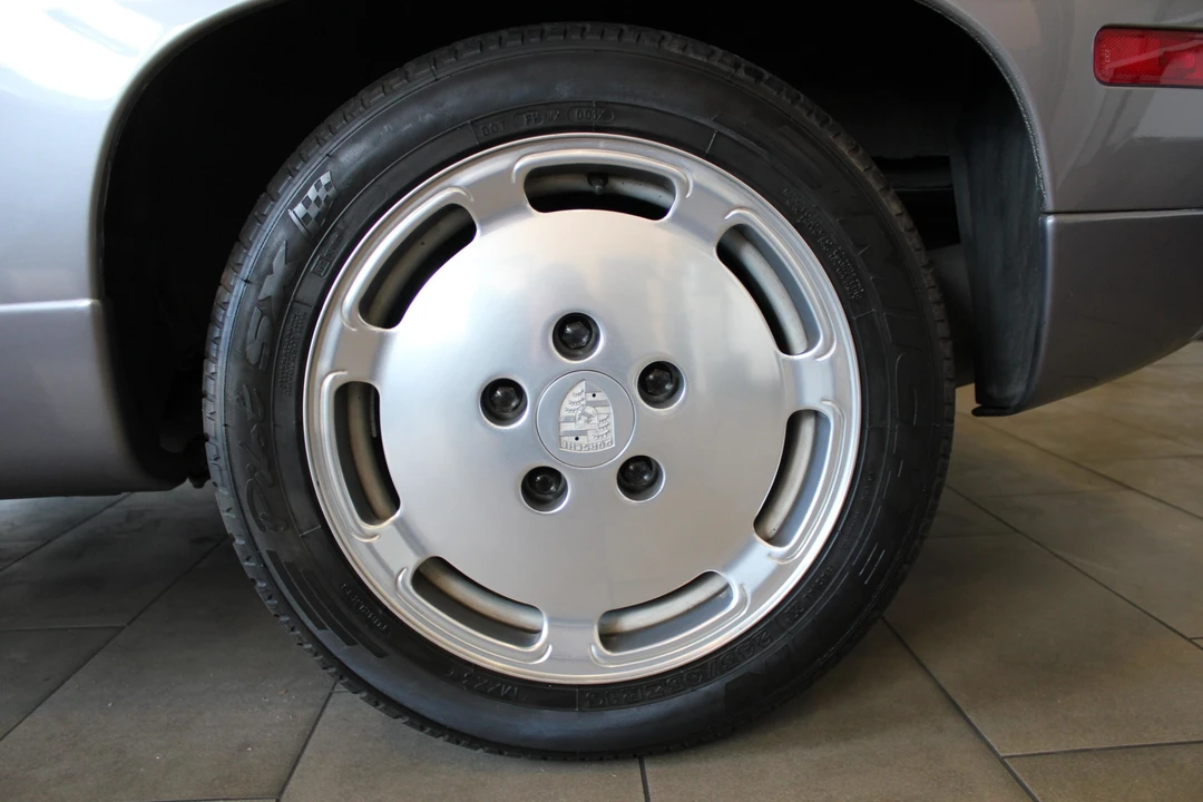 1987 Porsche 928 S4 - Image 27 of 31
