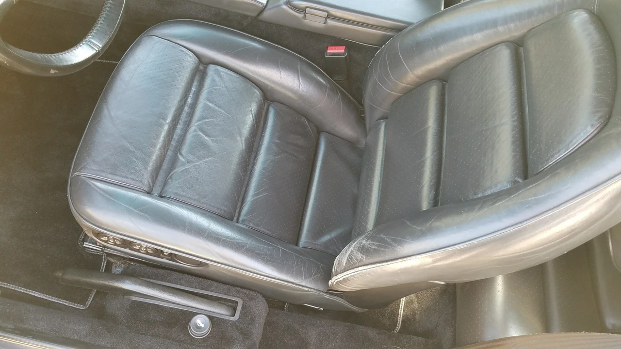 1987 Porsche 928 S4 - Image 17 of 31