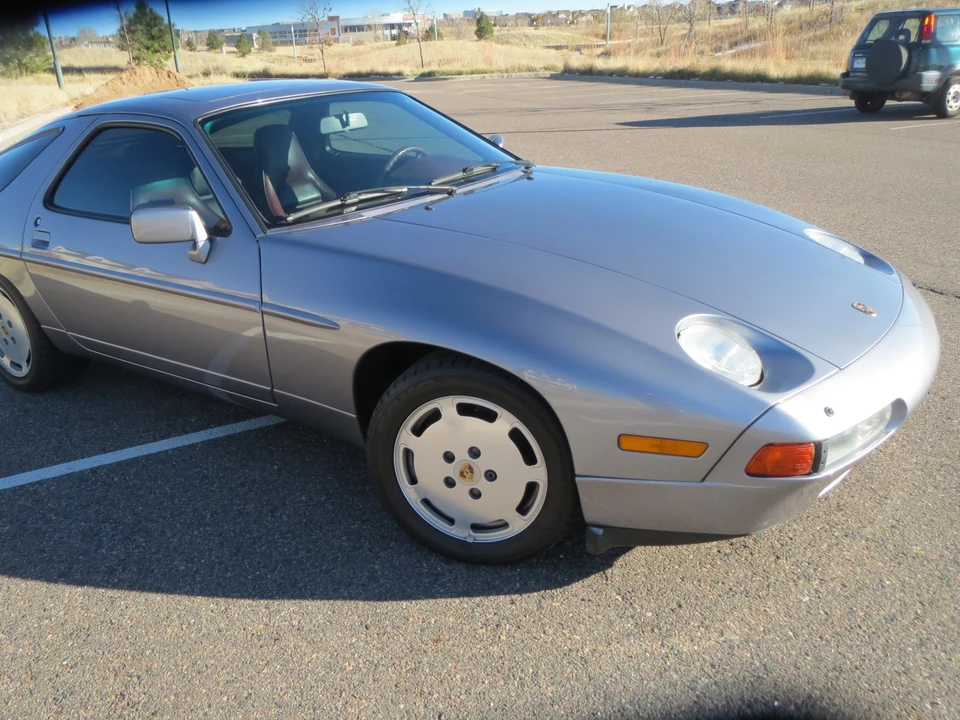1987 Porsche 928 S4 - Image 12 of 31