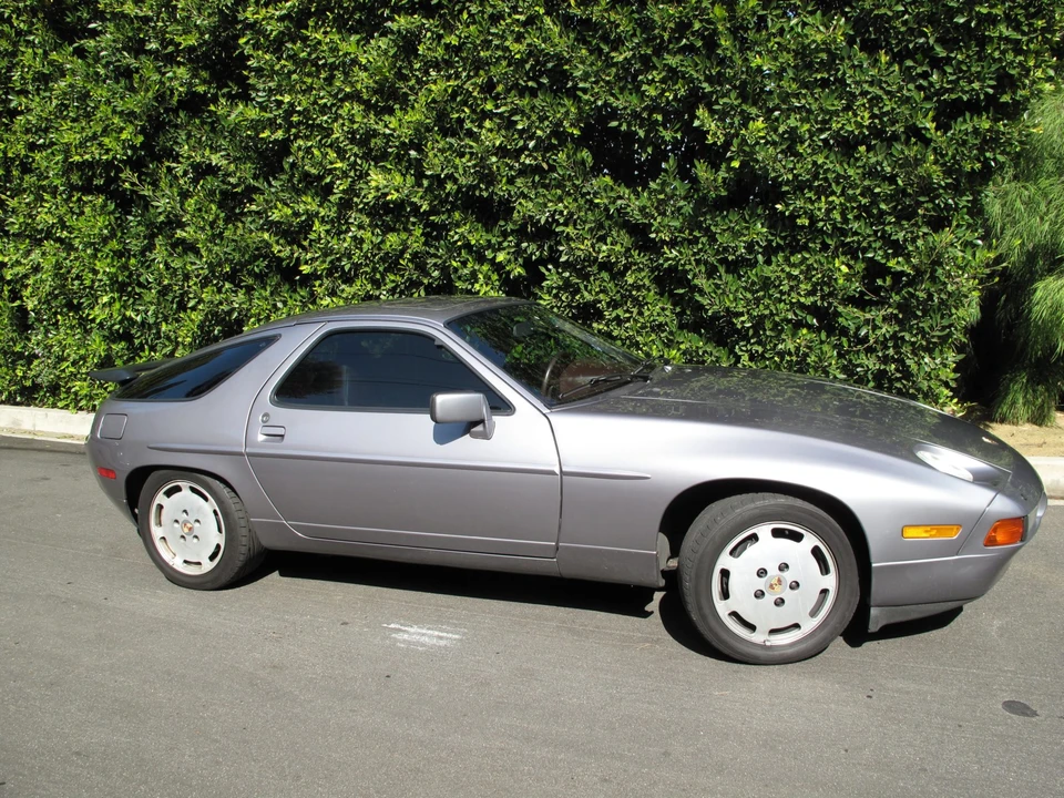 1987 Porsche 928 S4 - Image 5 of 31