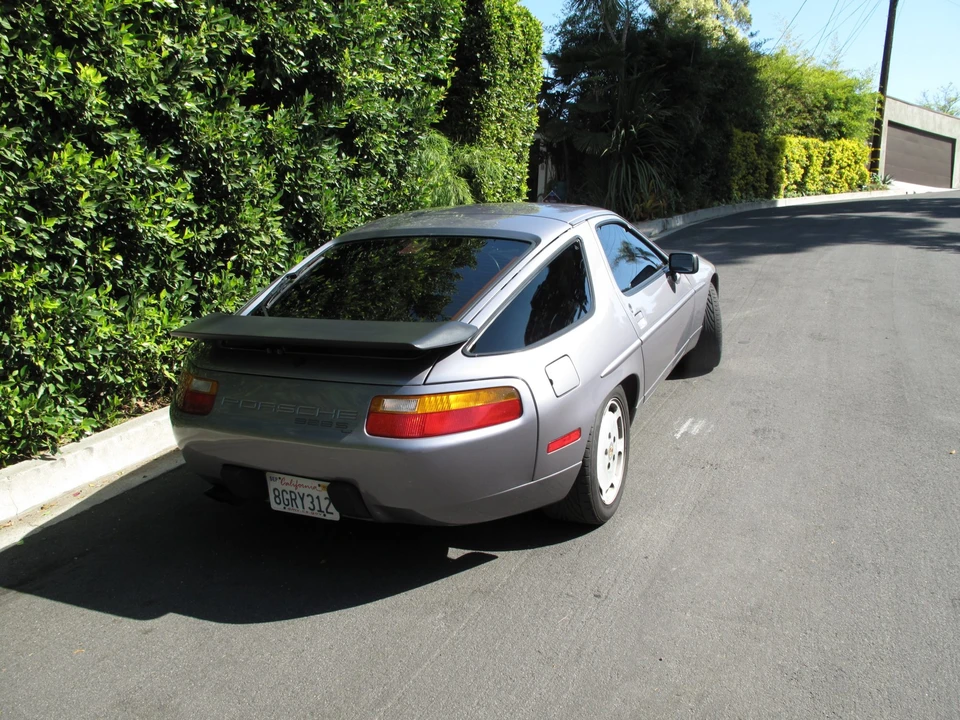 1987 Porsche 928 S4 - Image 10 of 31