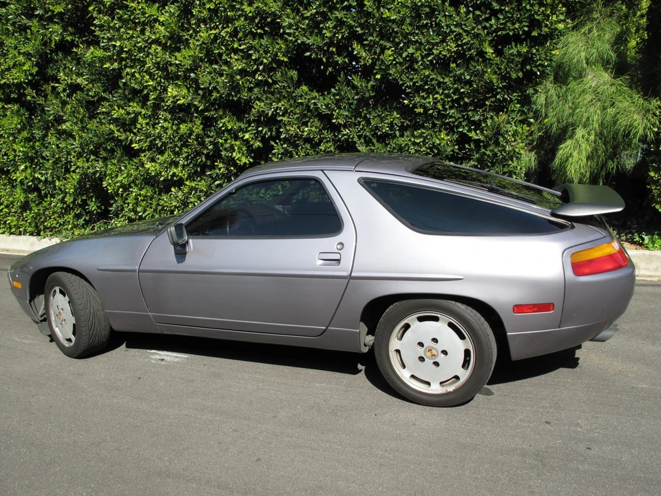1987 Porsche 928 S4 - Image 20 of 31