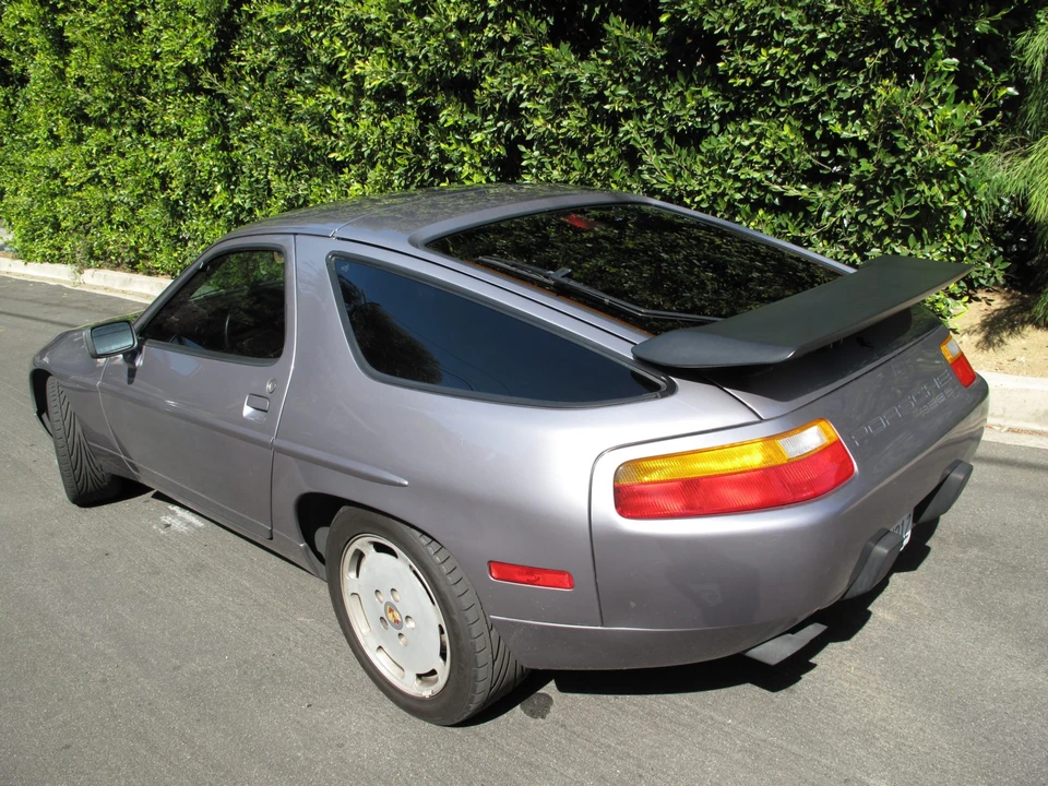 1987 Porsche 928 S4 - Image 18 of 31