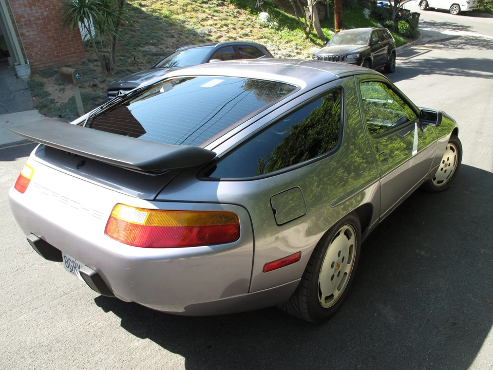 1987 Porsche 928 S4 - Image 8 of 31